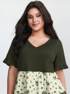 Color Contrast Floral Print Tiered Top
