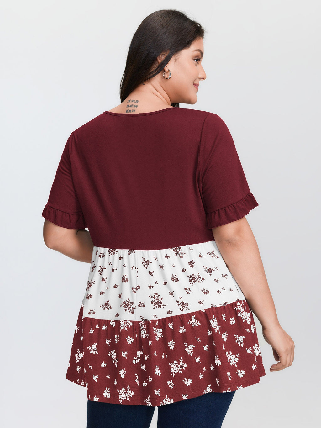 Color Contrast Floral Print Tiered Top