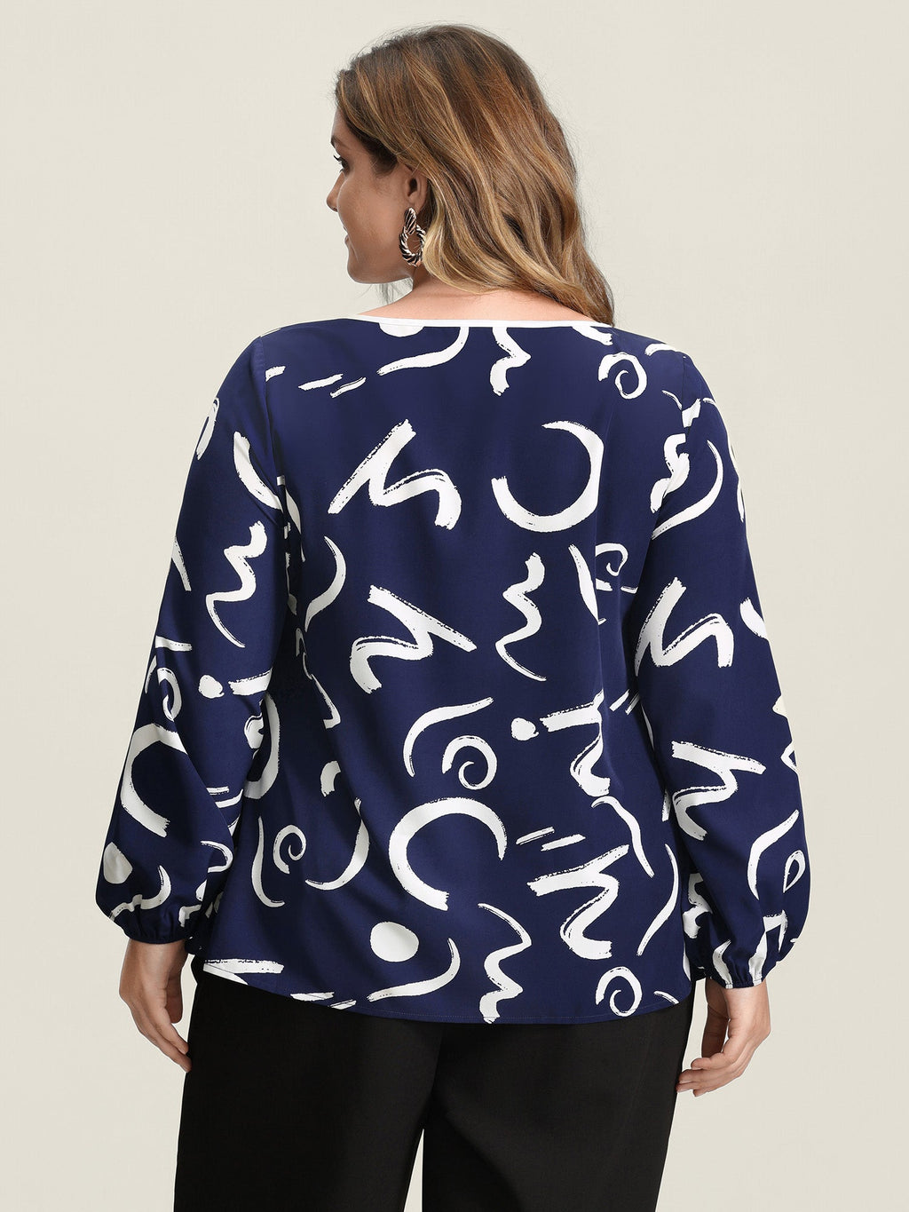 Scribble Print Color Contrast Cut-Out Blouse