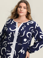 Scribble Print Color Contrast Cut-Out Blouse